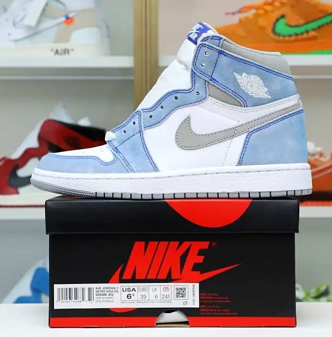 1 HIGH RETRO JORDAN ROYAL' 'HYPER OG AIR 0426